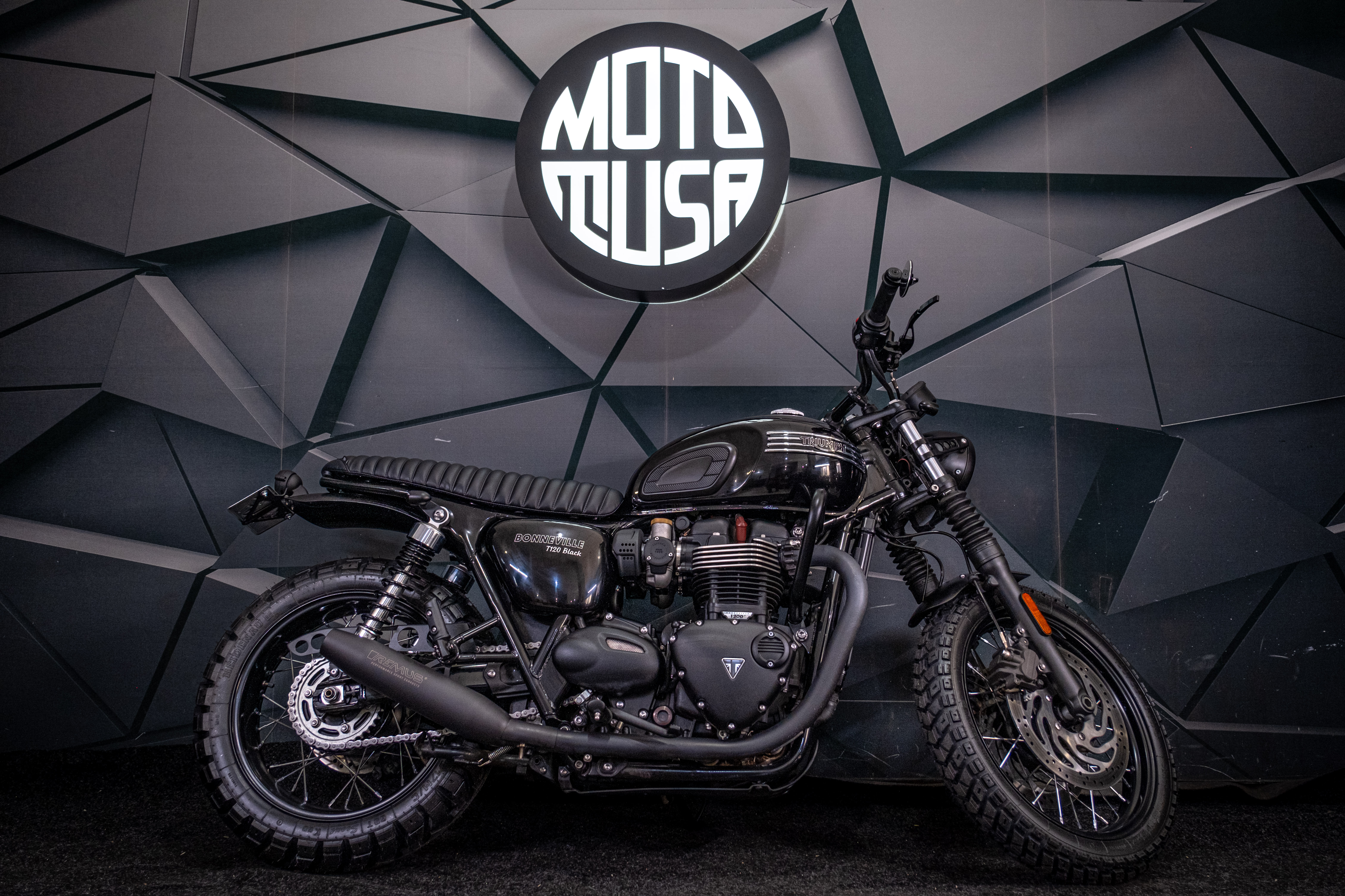 Triumph Thruxton R