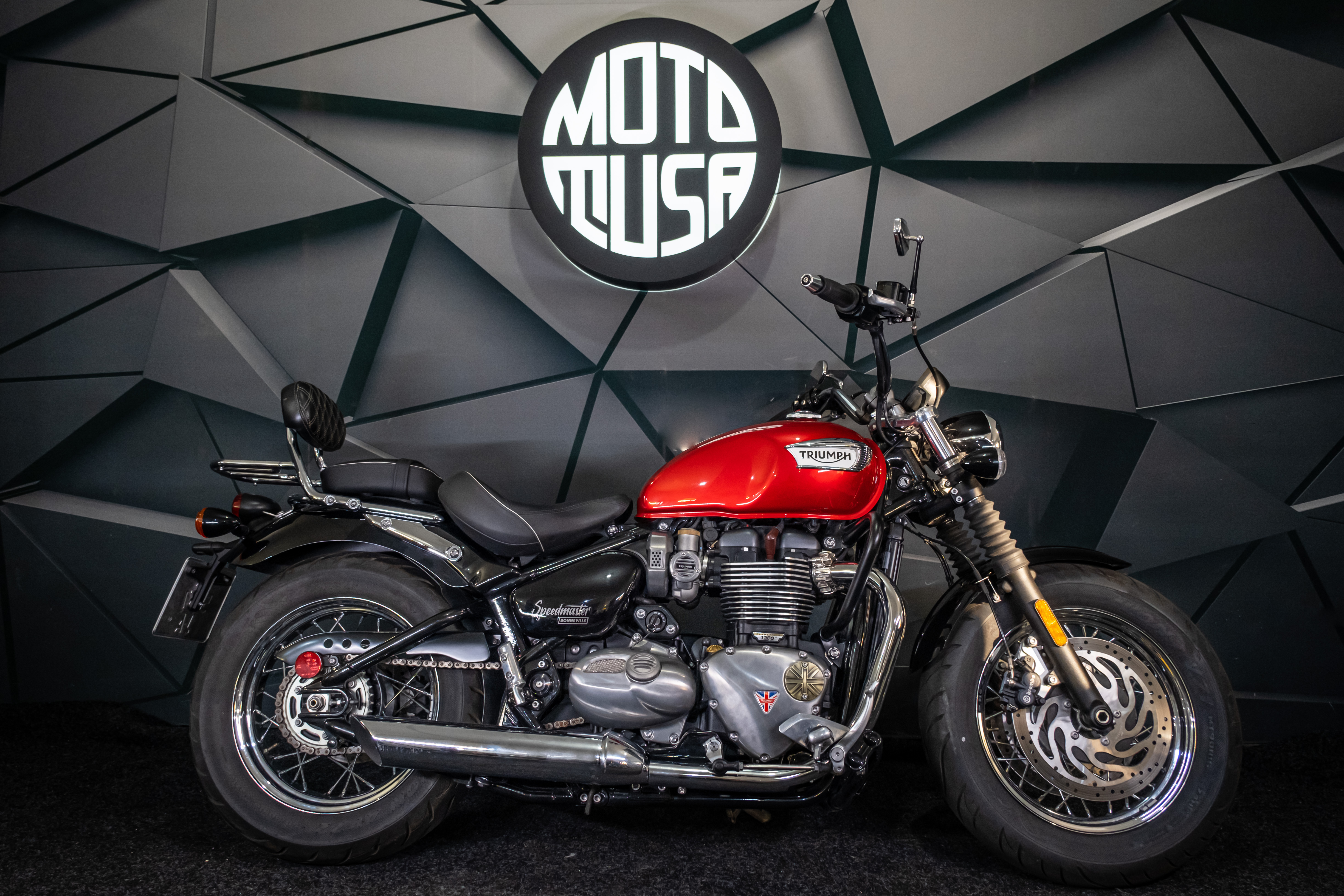 Triumph Thruxton R