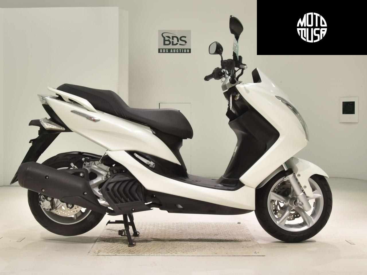 Yamaha MAJESTY155S - фото 1