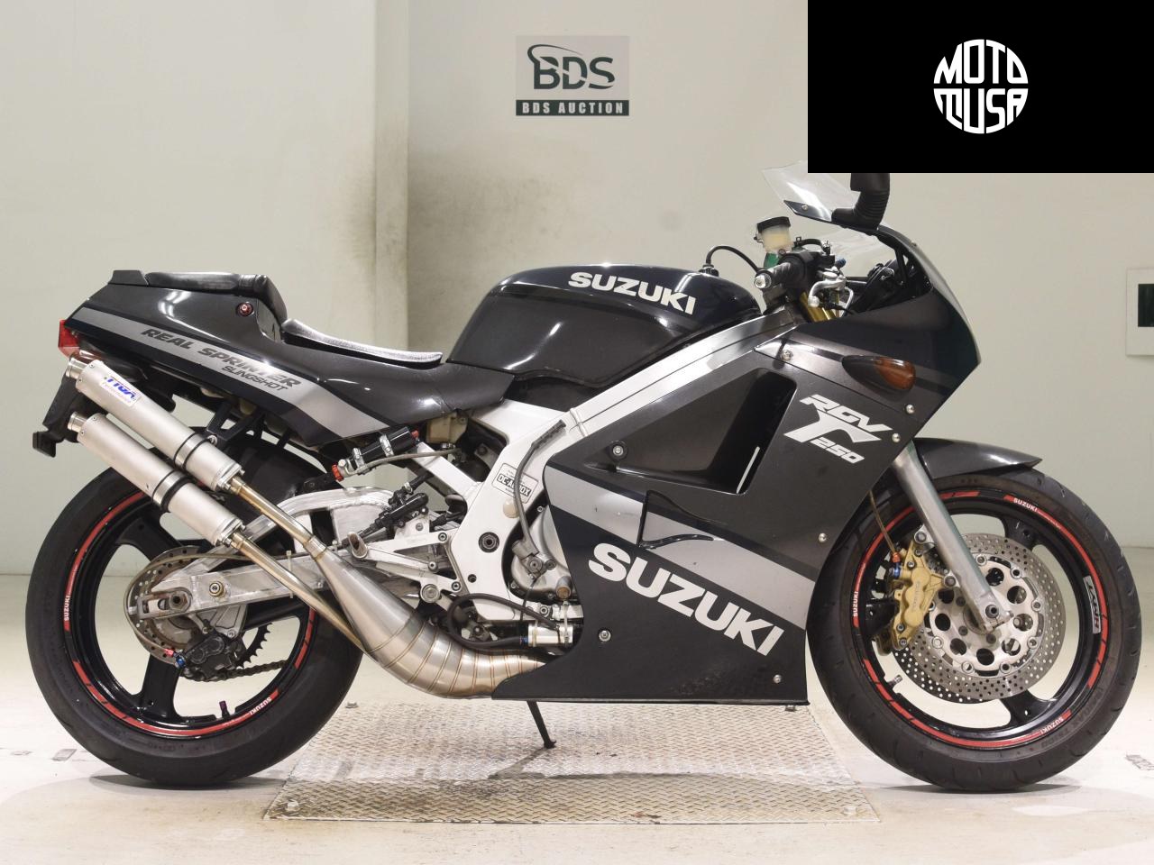 Suzuki RGV250-1 - фото 1