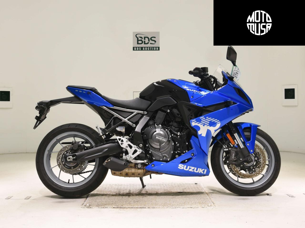 Suzuki GSX-8R - фото 1