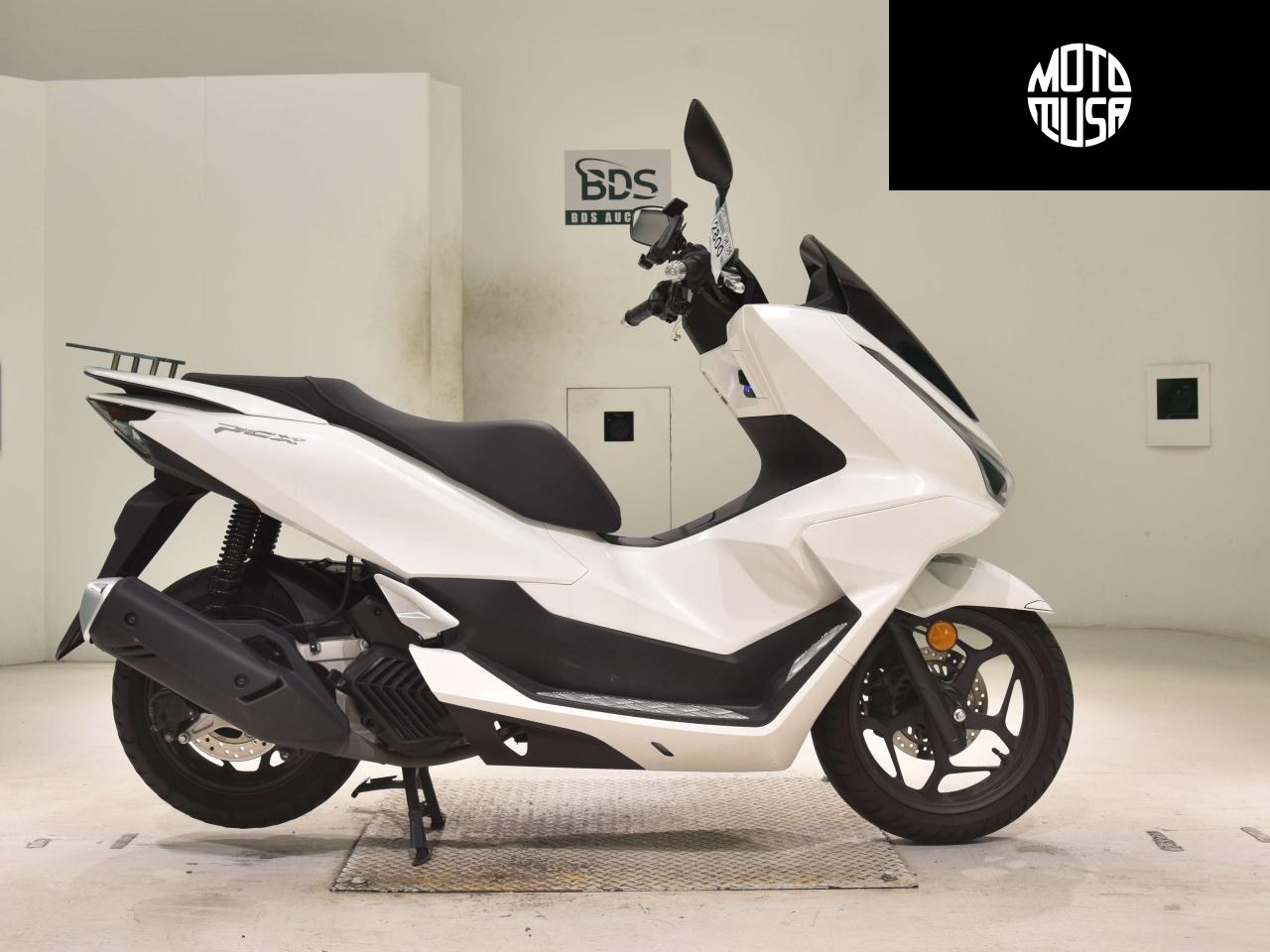 Honda PCX125-4 - фото 1