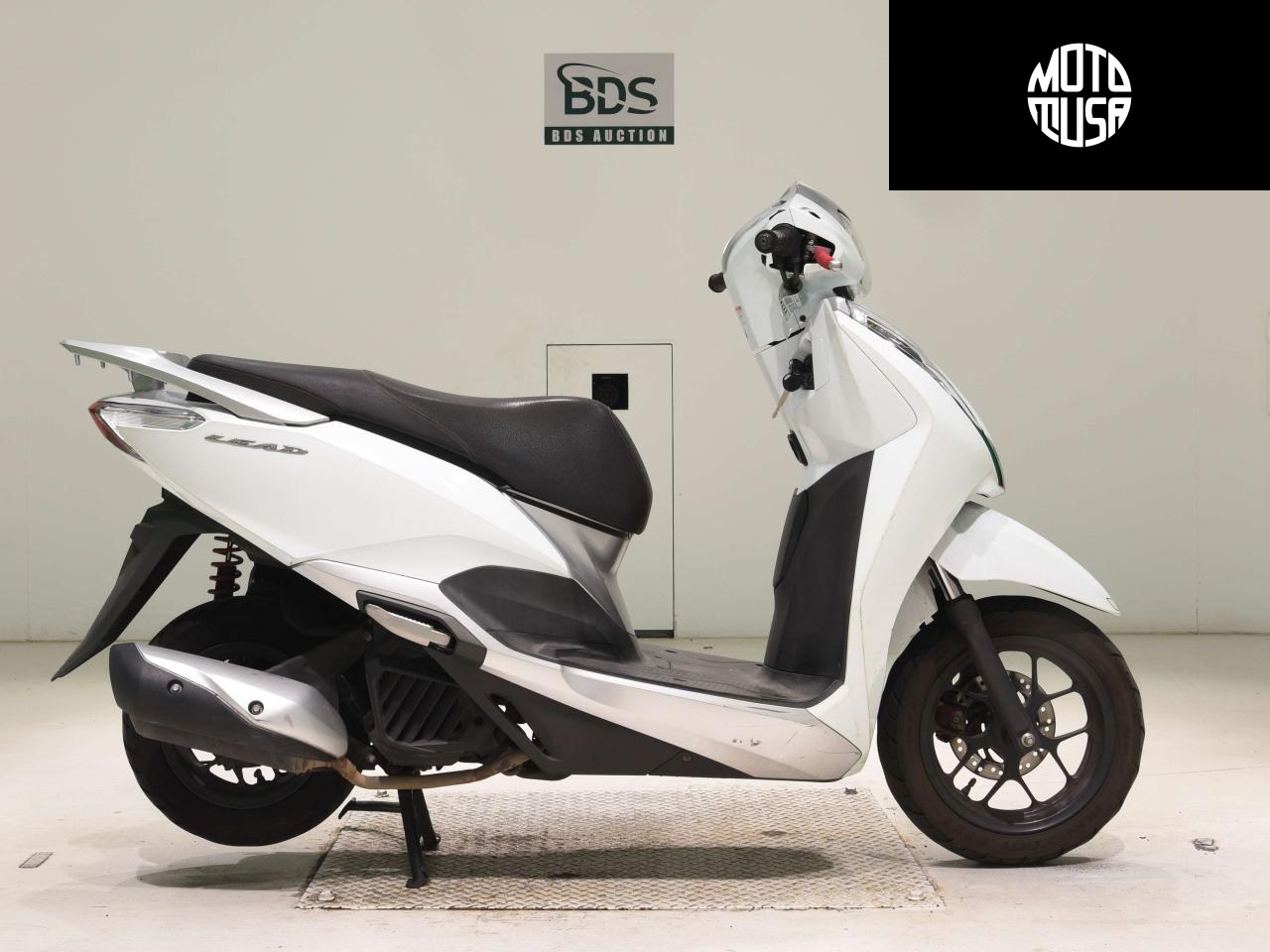 Honda LEAD125 - фото 1