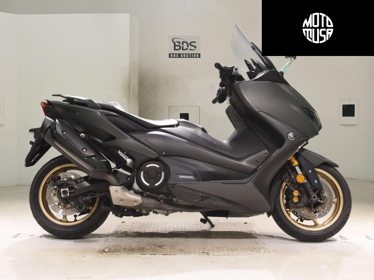 Yamaha T-MAX560 - фото 1