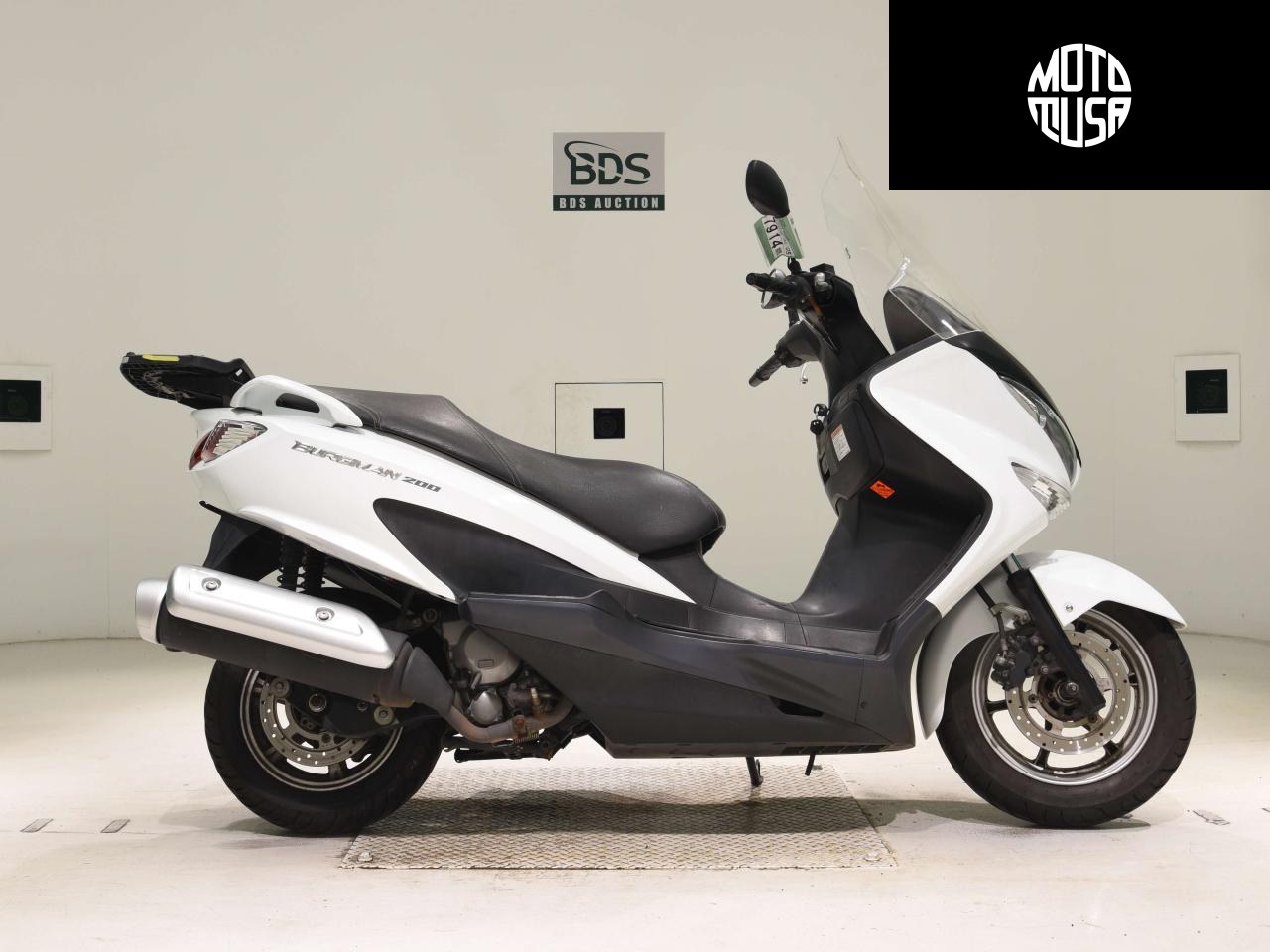 Suzuki BURGMAN 200 - фото 1