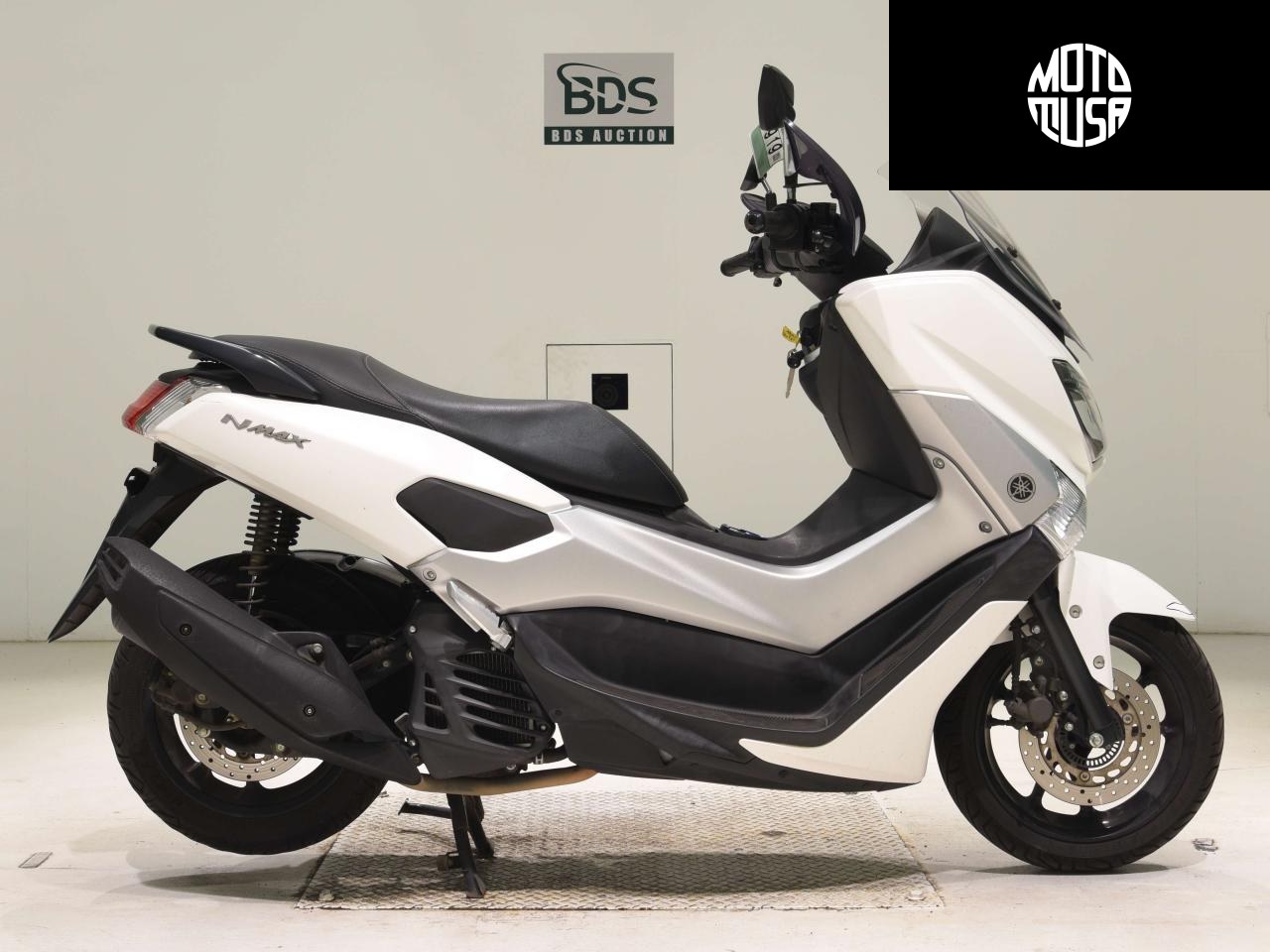 Yamaha NMAX - фото 1
