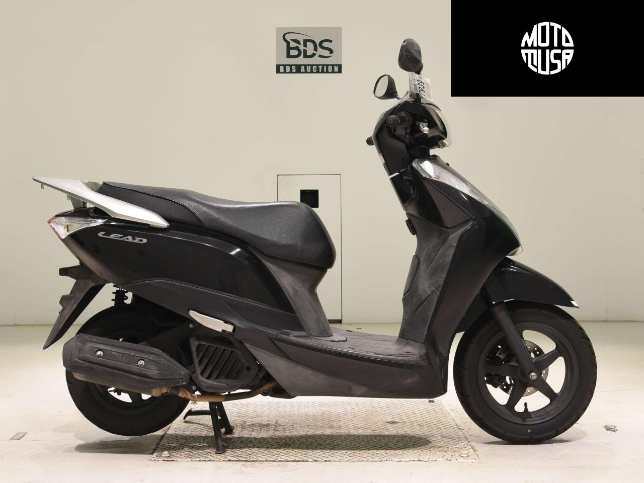 Honda LEAD125 - фото 1
