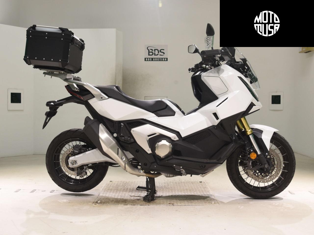 Honda X-ADV750-2 - фото 1