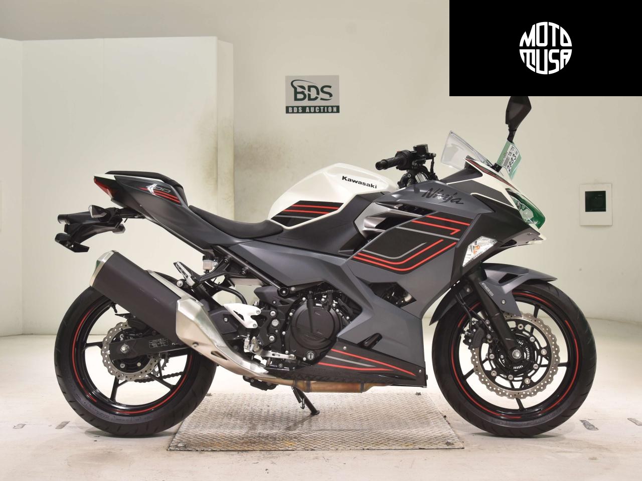Kawasaki NINJA400-2 - фото 1
